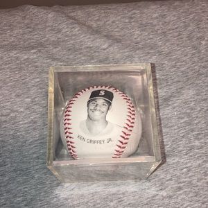 Vintage Chevron 1994 Seattle Mariners Ken Griffey jr ball